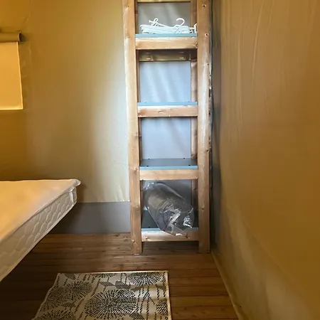 Lavallee Campo de lujo *