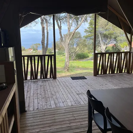 Luxury tent Lavallee