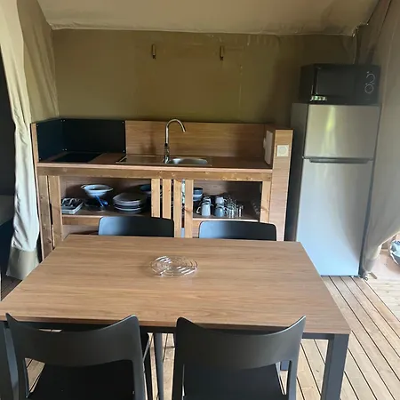 Luxury tent Lavallee